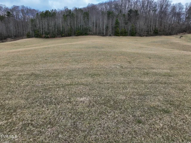 $359,000 | 3203 Gate City Highway, Bristol, VA 24202