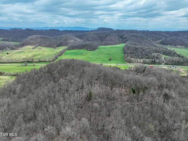 $359,000 | 3203 Gate City Highway, Bristol, VA 24202