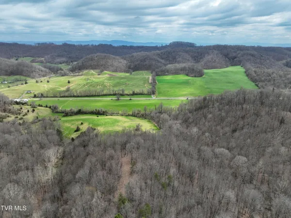 $359,000 | 3203 Gate City Highway, Bristol, VA 24202