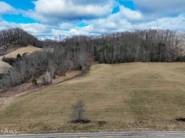 $359,000 | 3203 Gate City Highway, Bristol, VA 24202