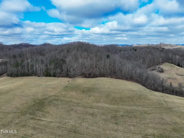 $359,000 | 3203 Gate City Highway, Bristol, VA 24202