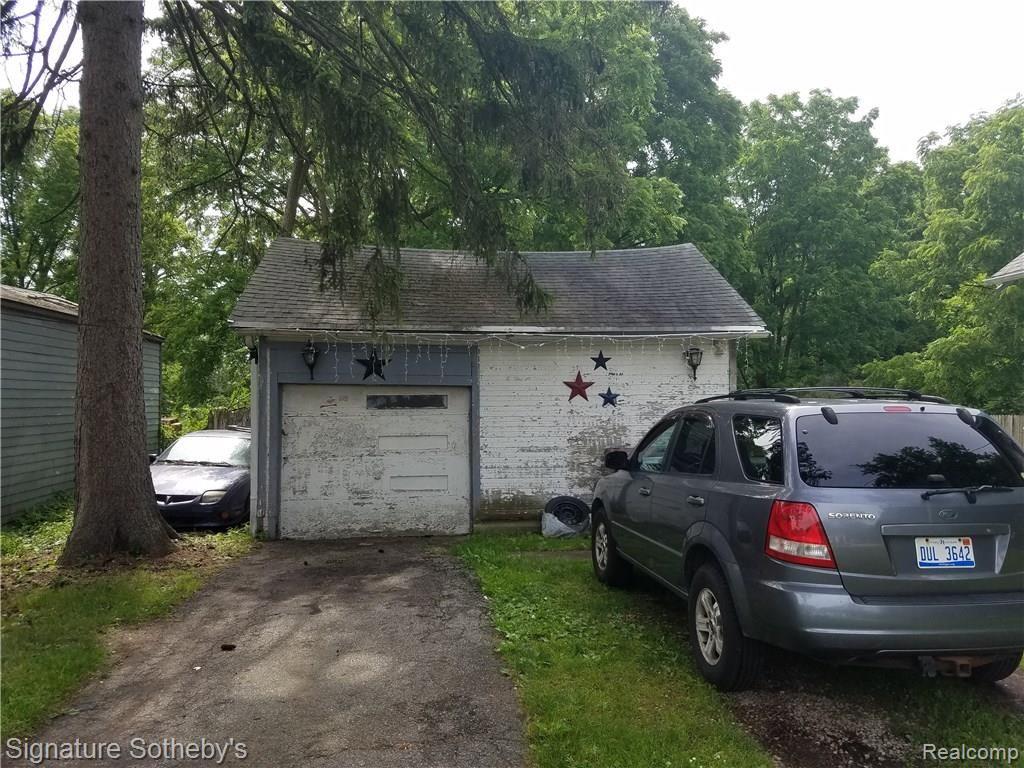 334 Tromley Street Inkster, MI 48141 - Photo 6 of 6 20180626_161910.jpg