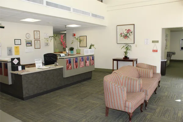 $1,260 | 255 South Hill Street, Los Angeles, CA 90012