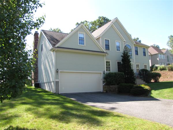 64 O'Grady Road Marlborough, MA 01752 - Photo 3 of 25 Gallery Image 3