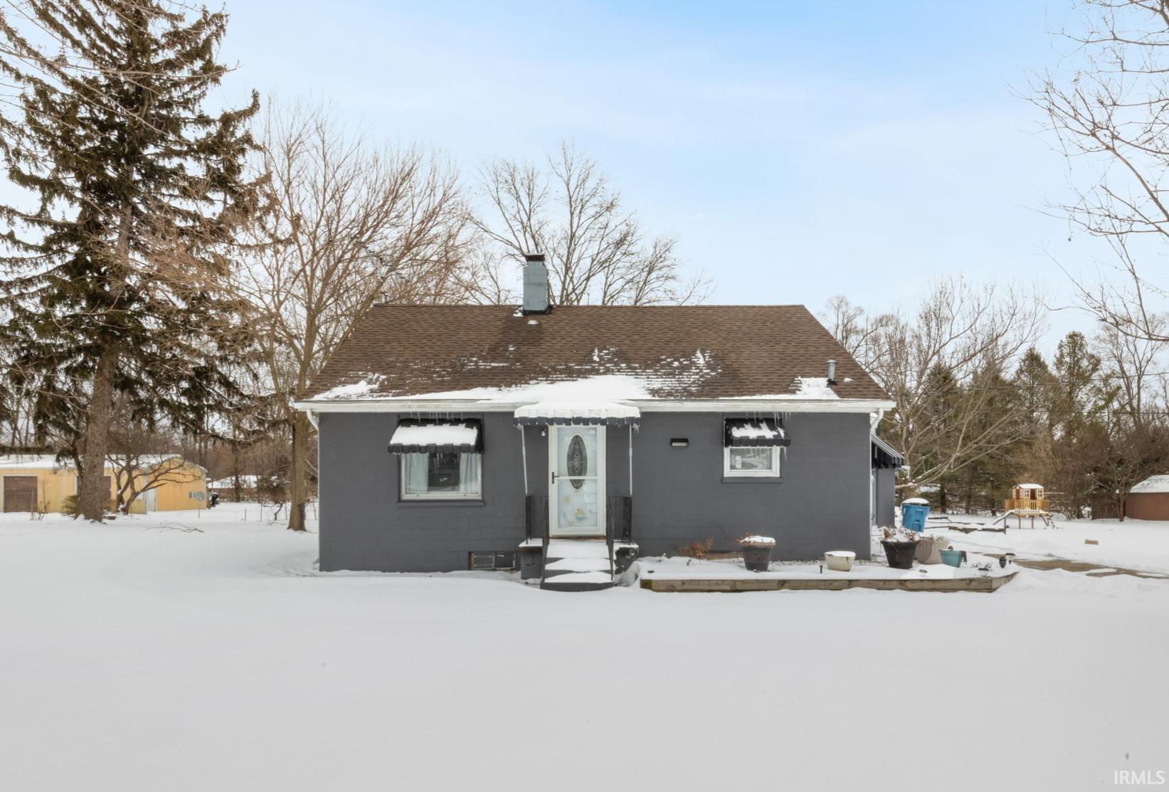 56742 Butternut Road South Bend, IN 46619 - Photo 1 of 14