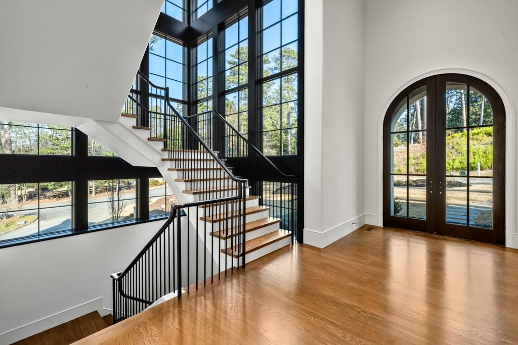 469 Emily Reed Lane Atlanta, GA 30342 - Photo 7 of 64 Gallery Image 7