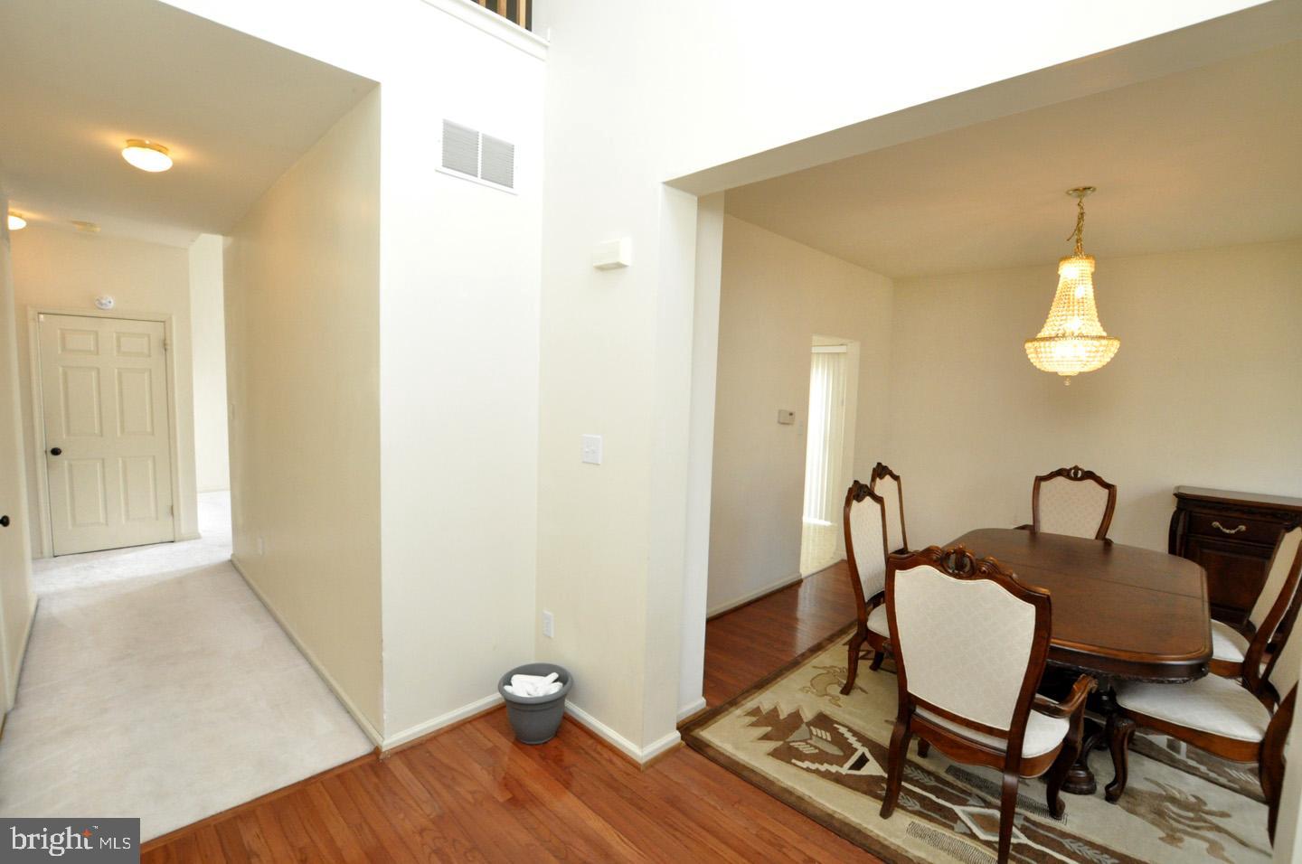 82 Windingbrook Road Bordentown, NJ 08505 - Photo 3 of 34 Foyer