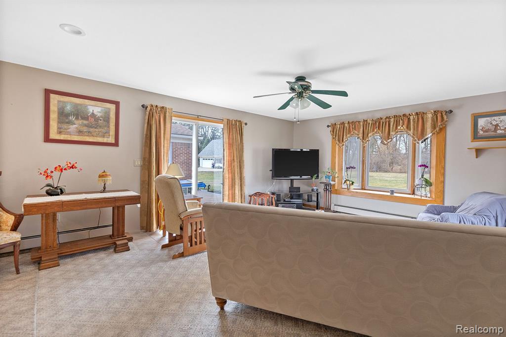 3678 John R Road Rochester Hills, MI 48307 - Photo 13 of 44