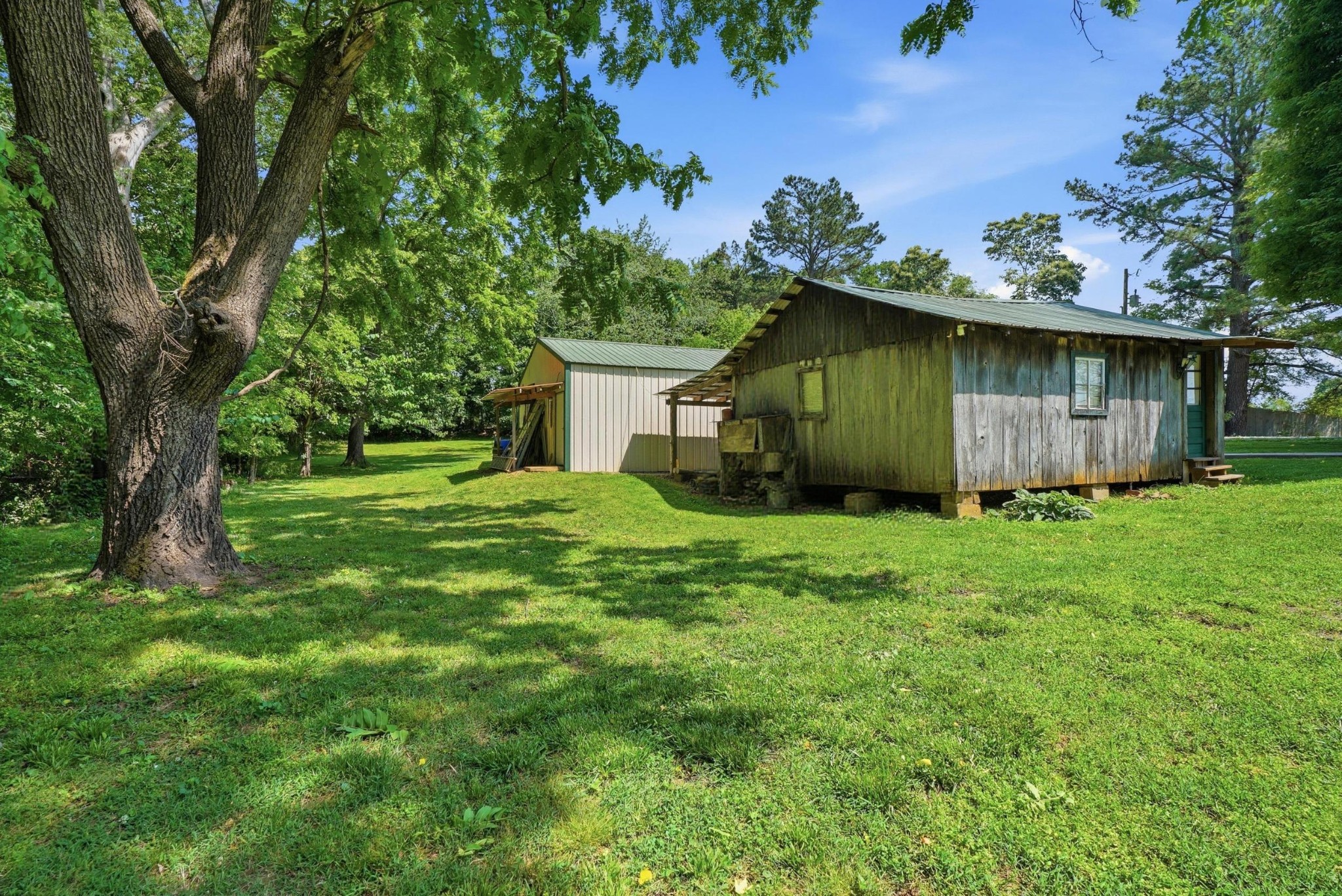 6471 Highway 161 Springfield, TN 37172 - Photo 43 of 57 a view of a backyard with a garden