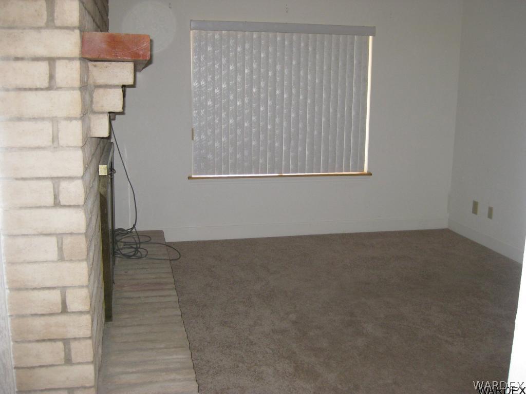 2676 South Dw Ranch Road Kingman, AZ 86401 - Photo 12 of 35 family room