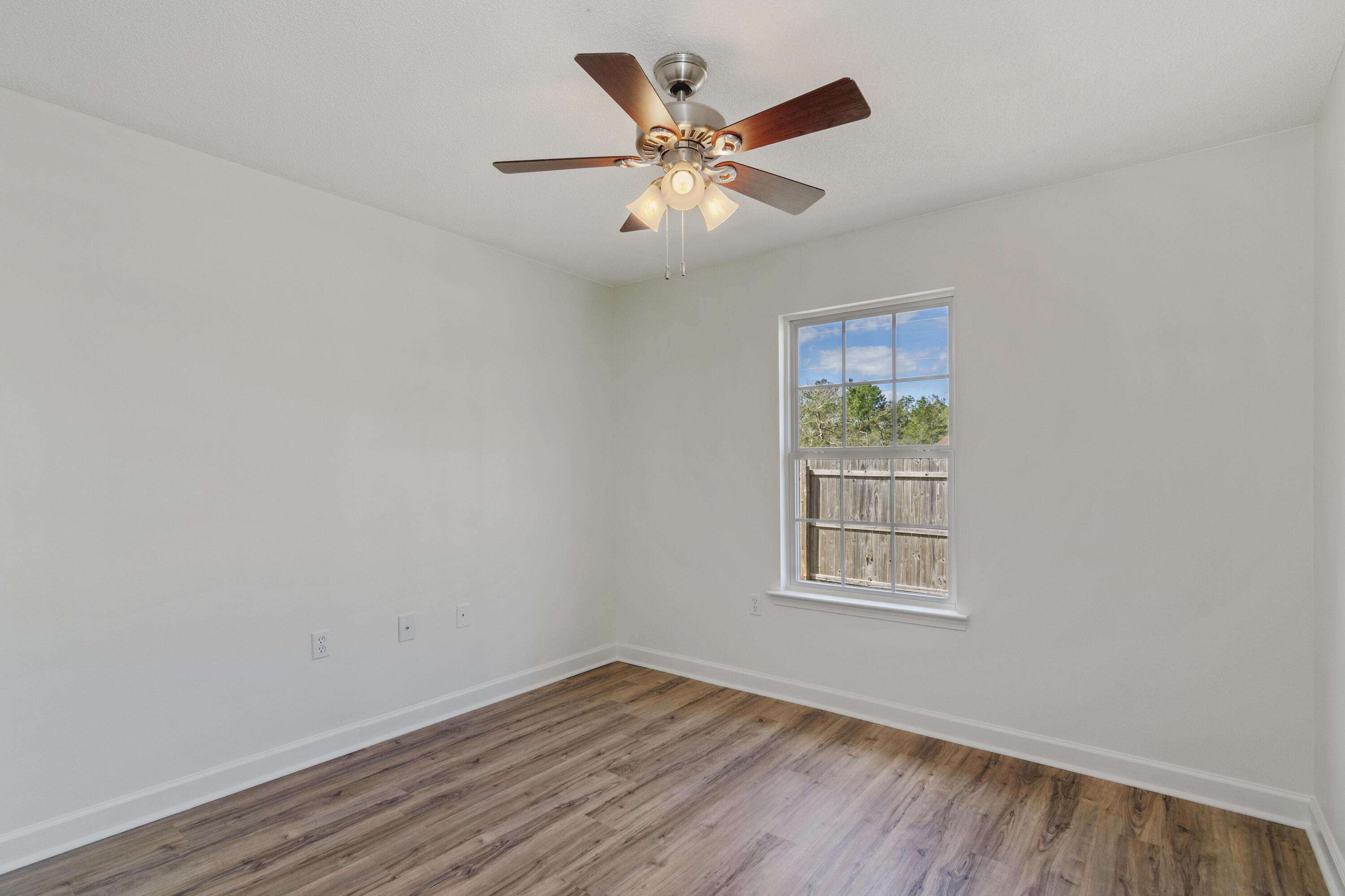 4638 Falcon Way Crestview, FL 32539 - Photo 15 of 27 4638 Falcon Way-14