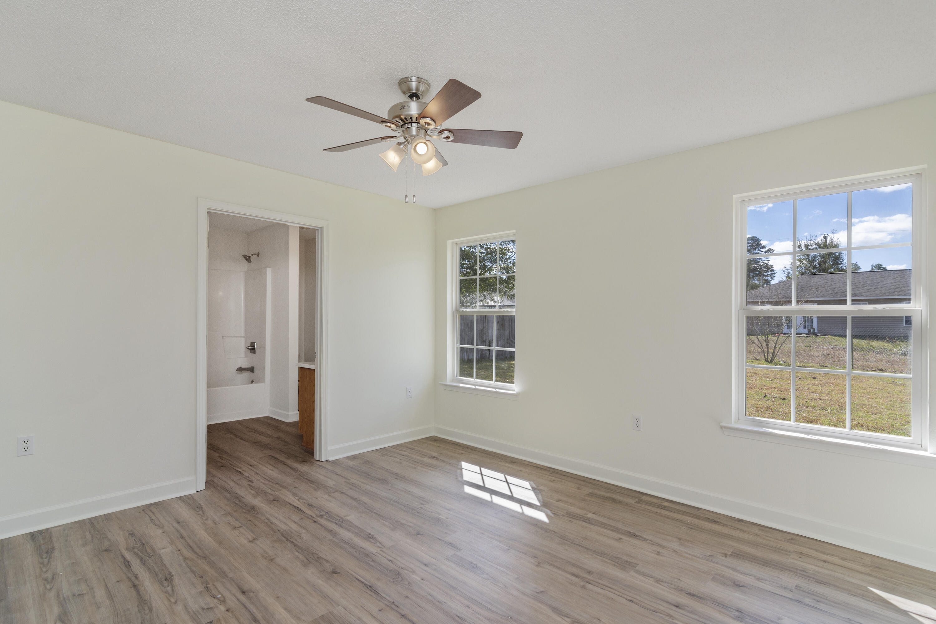 4638 Falcon Way Crestview, FL 32539 - Photo 17 of 27 4638 Falcon Way-16