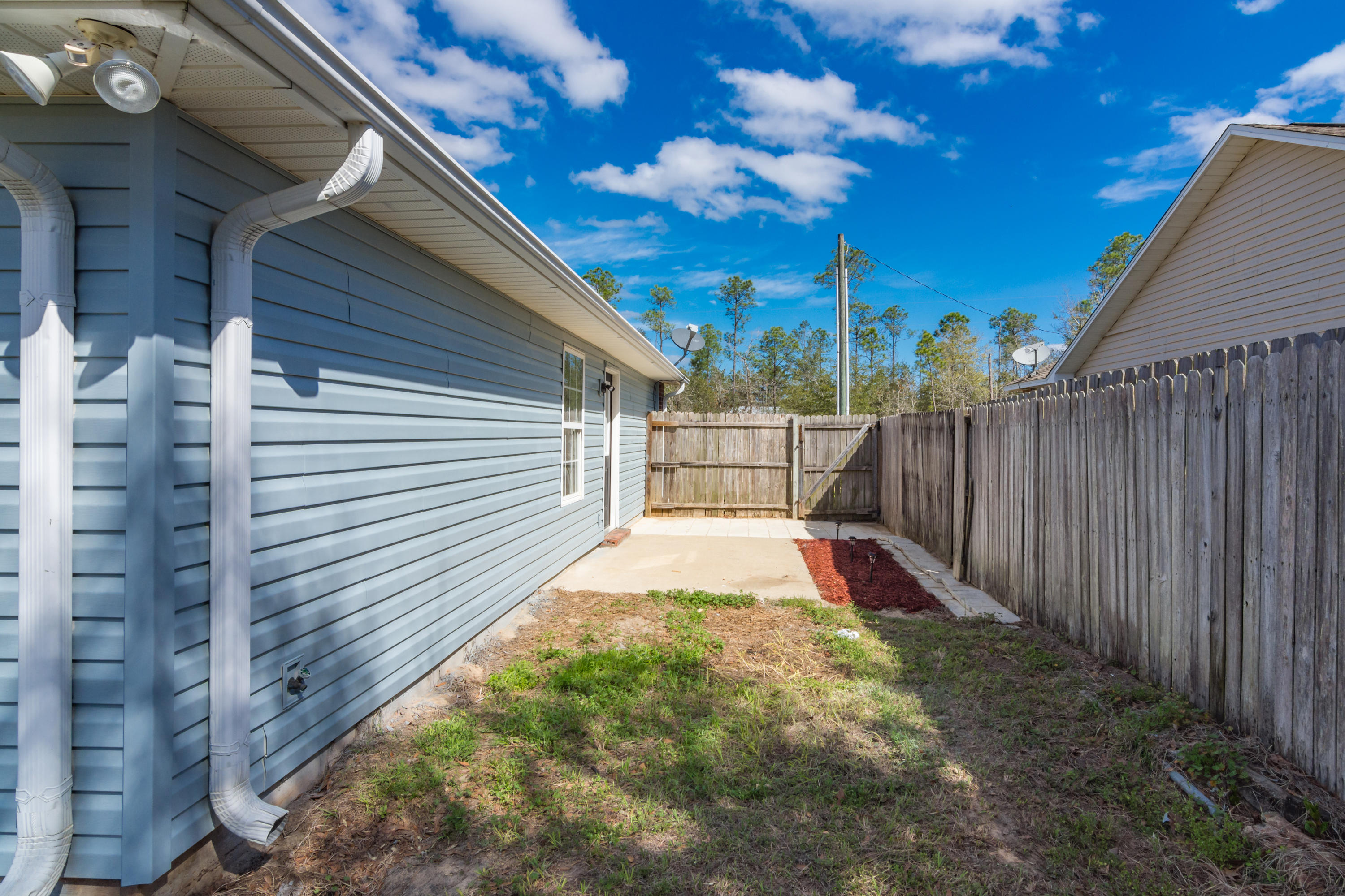 4638 Falcon Way Crestview, FL 32539 - Photo 22 of 27 4638 Falcon Way Exterior-5