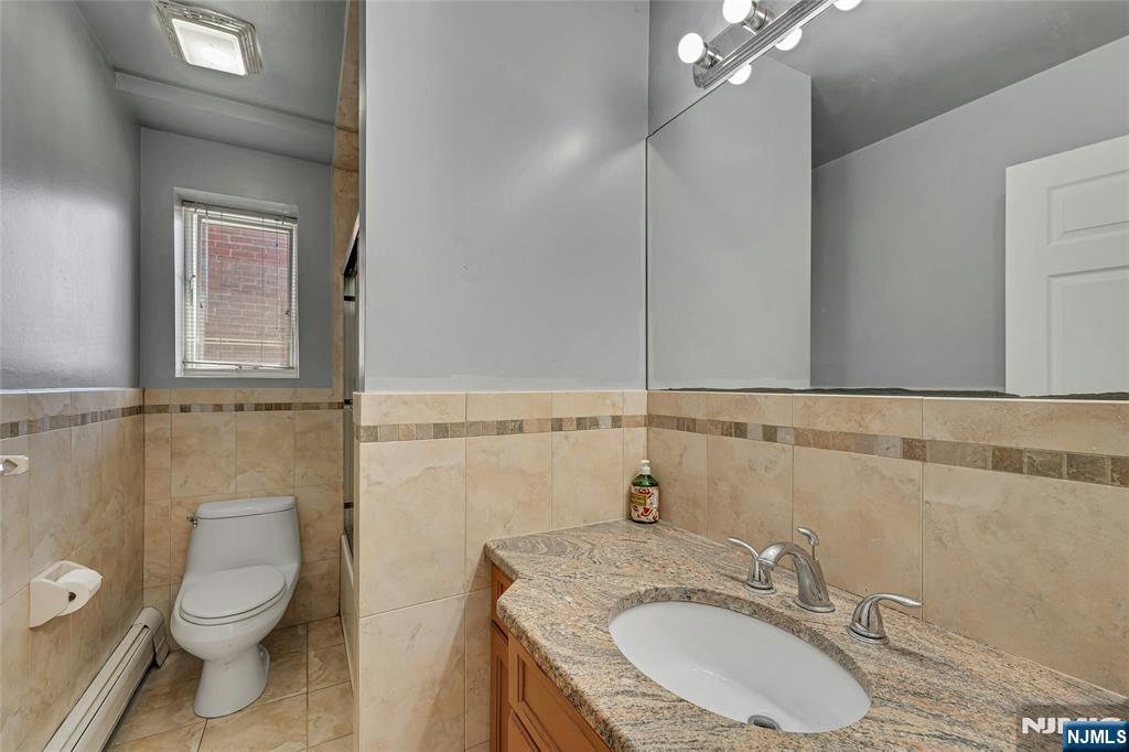 4 8th Street, Unit A Fairview, NJ 07022 - Photo 31 of 35