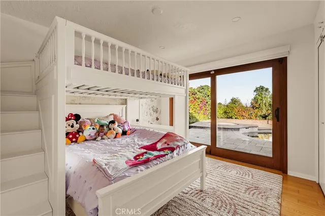 $2,000,000 | 22370 Algunas Road, Woodland Hills, CA 91364