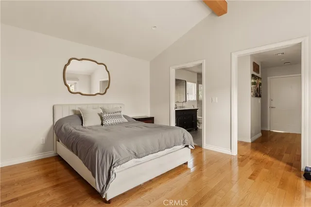 $2,000,000 | 22370 Algunas Road, Woodland Hills, CA 91364