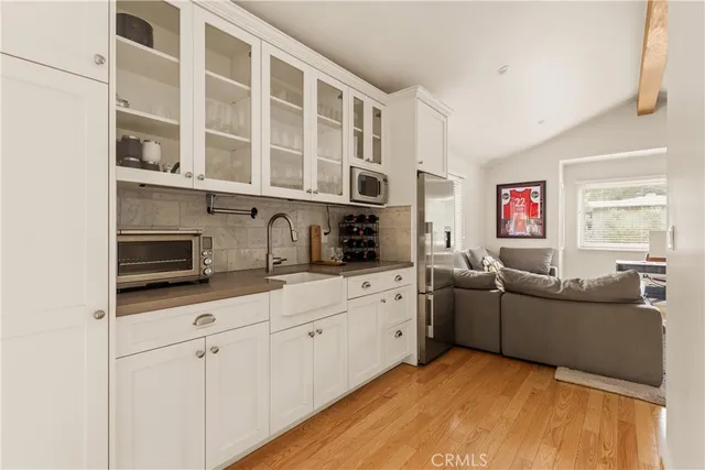 $2,000,000 | 22370 Algunas Road, Woodland Hills, CA 91364