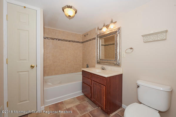 323 Church Street Middletown, NJ 07718 - Photo 19 of 24 BAP_6319-M