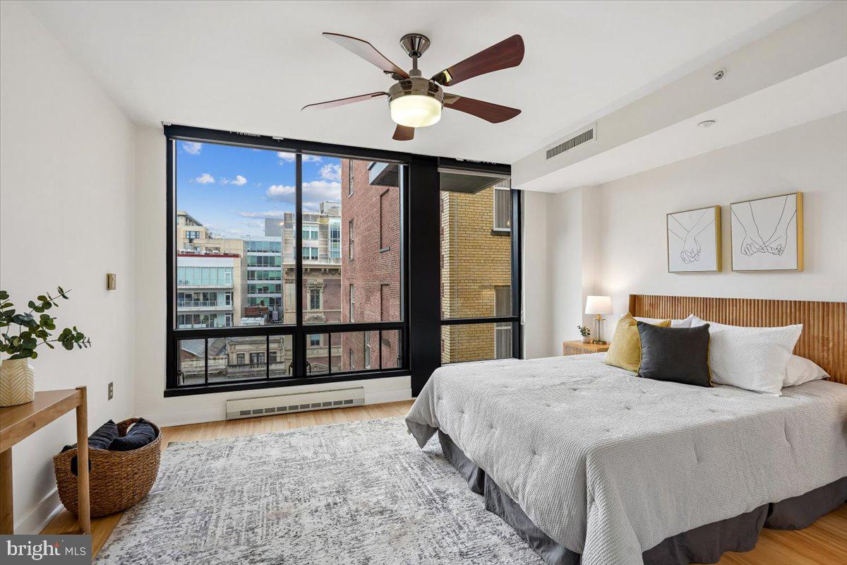 912 F Street Northwest, Unit 709 Washington, DC 20004 - Photo 14 of 28