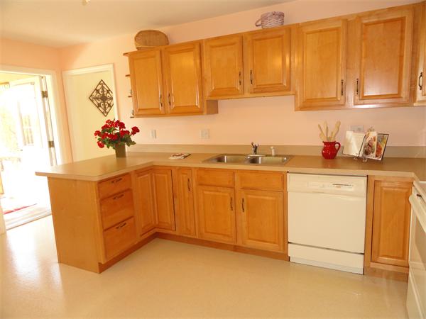 209 Rolling Ridge Road Amherst, MA 01002 - Photo 14 of 30 Gallery Image 14
