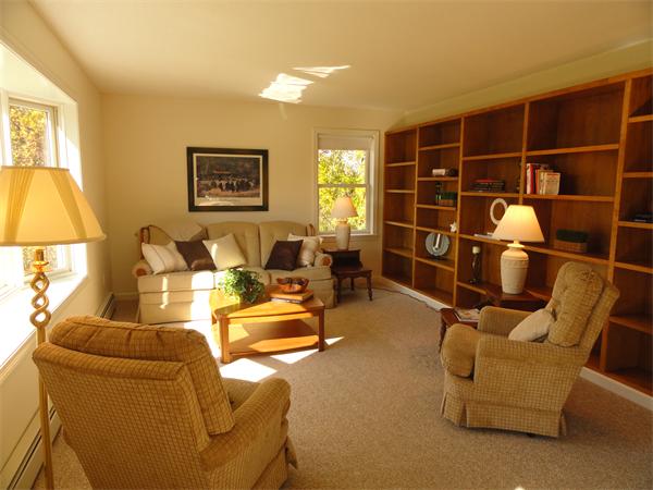 209 Rolling Ridge Road Amherst, MA 01002 - Photo 10 of 30 Gallery Image 10