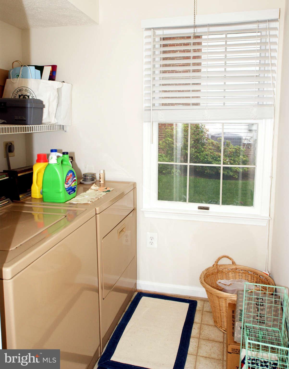 7415 Jenna Road Springfield, VA 22153 - Photo 14 of 30 Laundry Room with Window