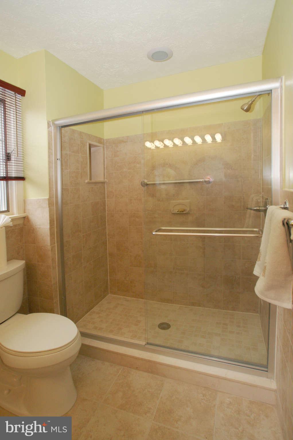 7415 Jenna Road Springfield, VA 22153 - Photo 18 of 30 Large tiled Master Bath Shower