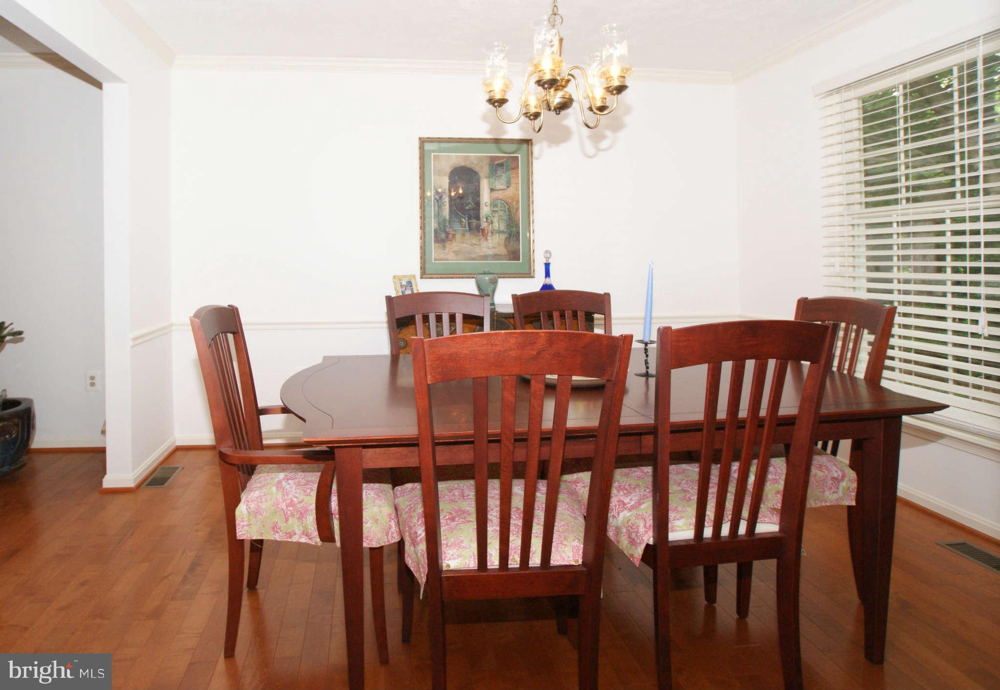 7415 Jenna Road Springfield, VA 22153 - Photo 6 of 30 Dining Room - View 2