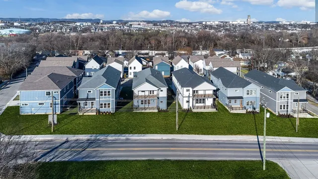 $754,900 | 5824 Robertson Avenue, Nashville, TN 37209