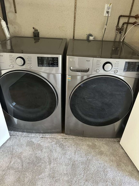 19 Merrill Drive Framingham, MA 01701 - Photo 12 of 18 a utility room with dryer and washer