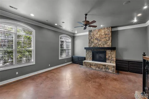 $871,250 | 425 Windwood Lake Drive, Cape Girardeau, MO 63701