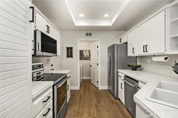 $998,000 | 51 Lehigh Aisle, Irvine, CA 92612