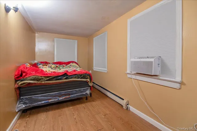 a view of a livingroom with furniture
