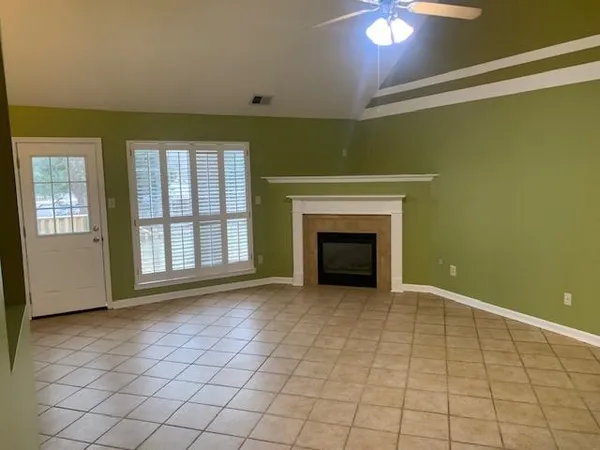 $2,000 | 222 Walnut Trace Drive, Memphis, TN 38018