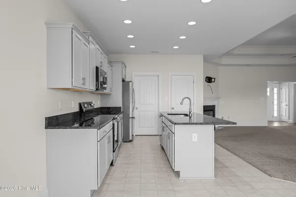 $1,900 | 505 East Black Water Lane, Maysville, NC 28555