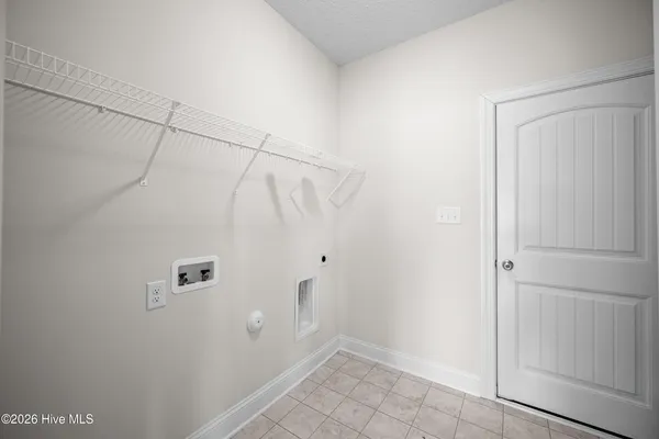 $1,900 | 505 East Black Water Lane, Maysville, NC 28555