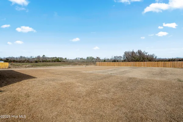 $1,900 | 505 East Black Water Lane, Maysville, NC 28555