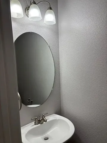 $2,100 | 2314 Candle Ridge Trail, Georgetown, TX 78626