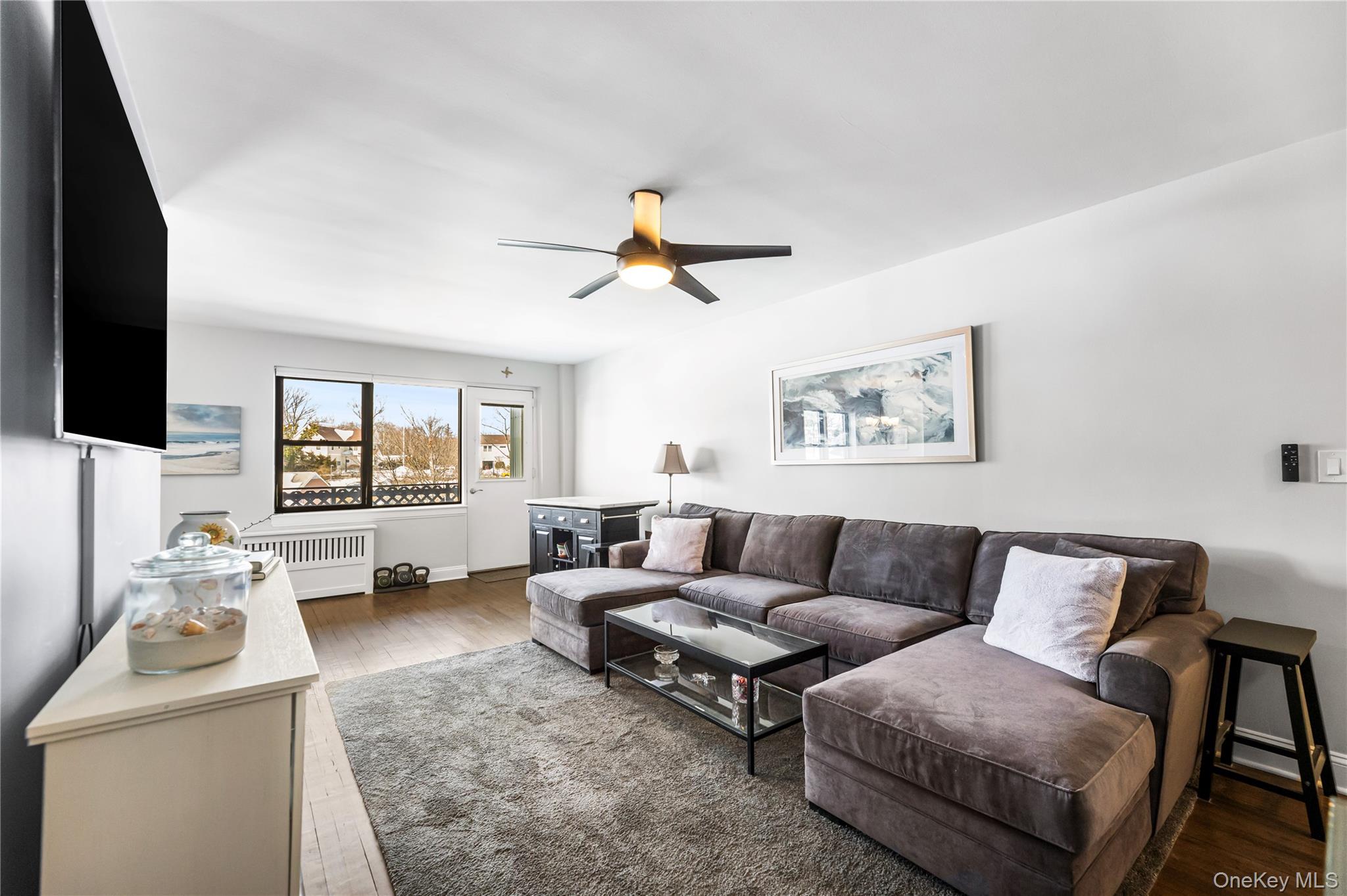 640 Pelham Road, Unit 4G New Rochelle, NY 10805 - Photo 9 of 26