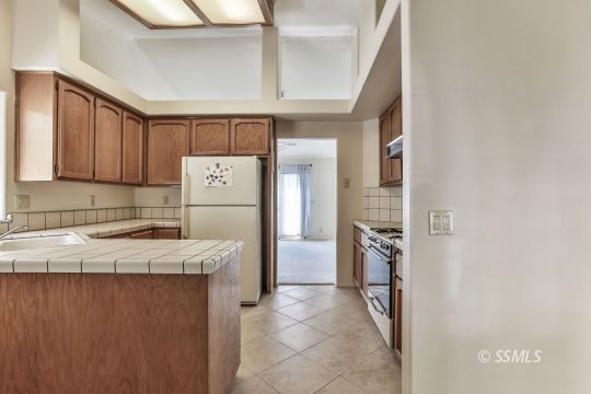 1225 Ann Court Ridgecrest, CA 93555 - Photo 5 of 28 Gallery Image 5