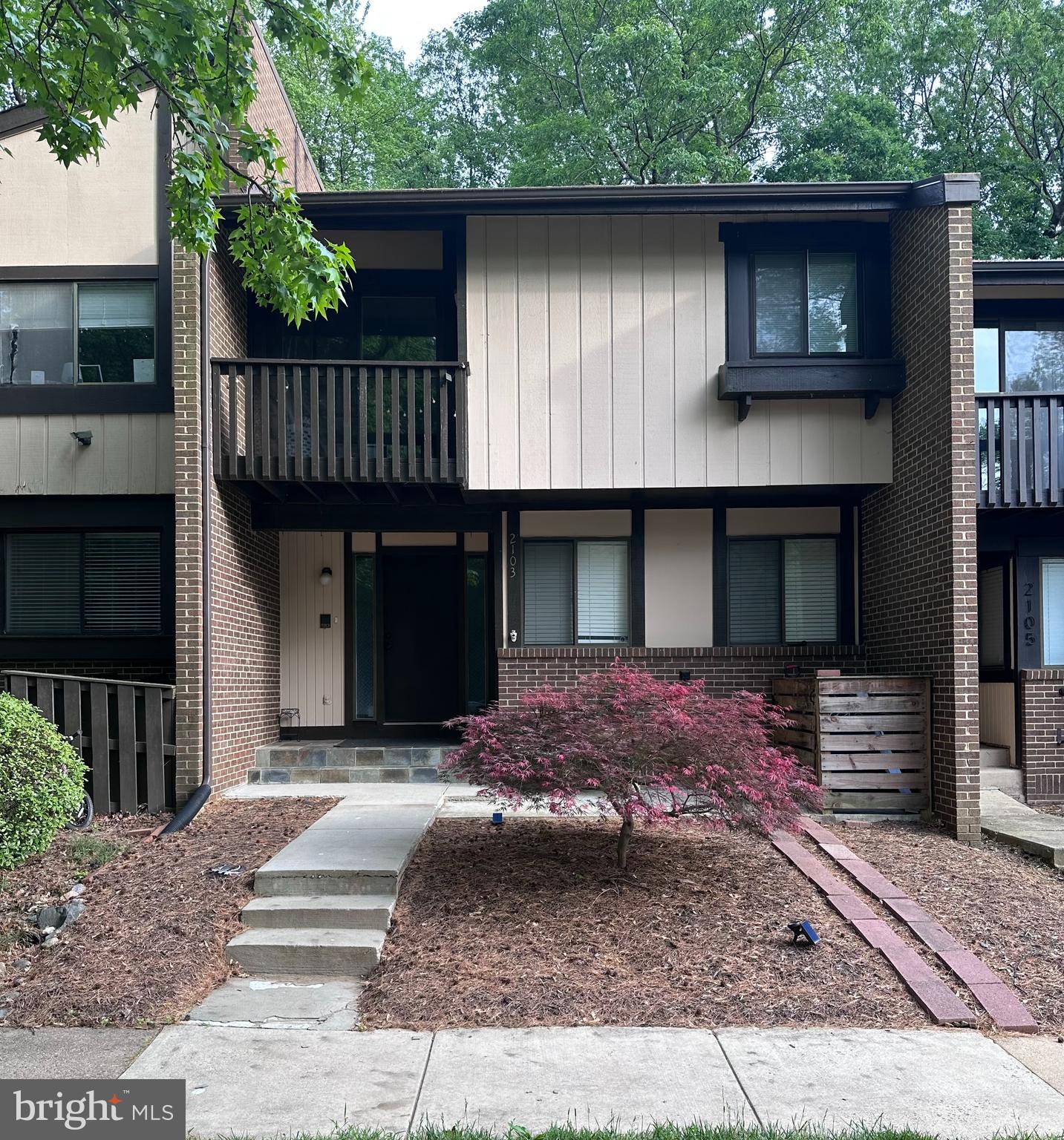 2103 Glencourse Lane Reston, VA 20191 - Photo 2 of 17