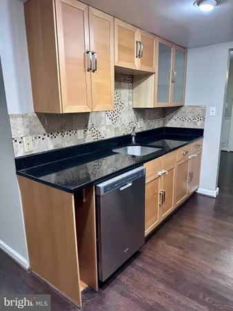 $3,300 | 2103 Glencourse Lane, Reston, VA 20191