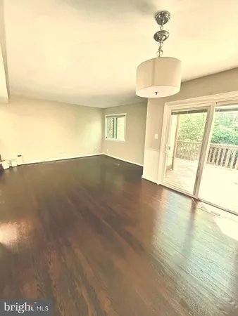 $3,300 | 2103 Glencourse Lane, Reston, VA 20191