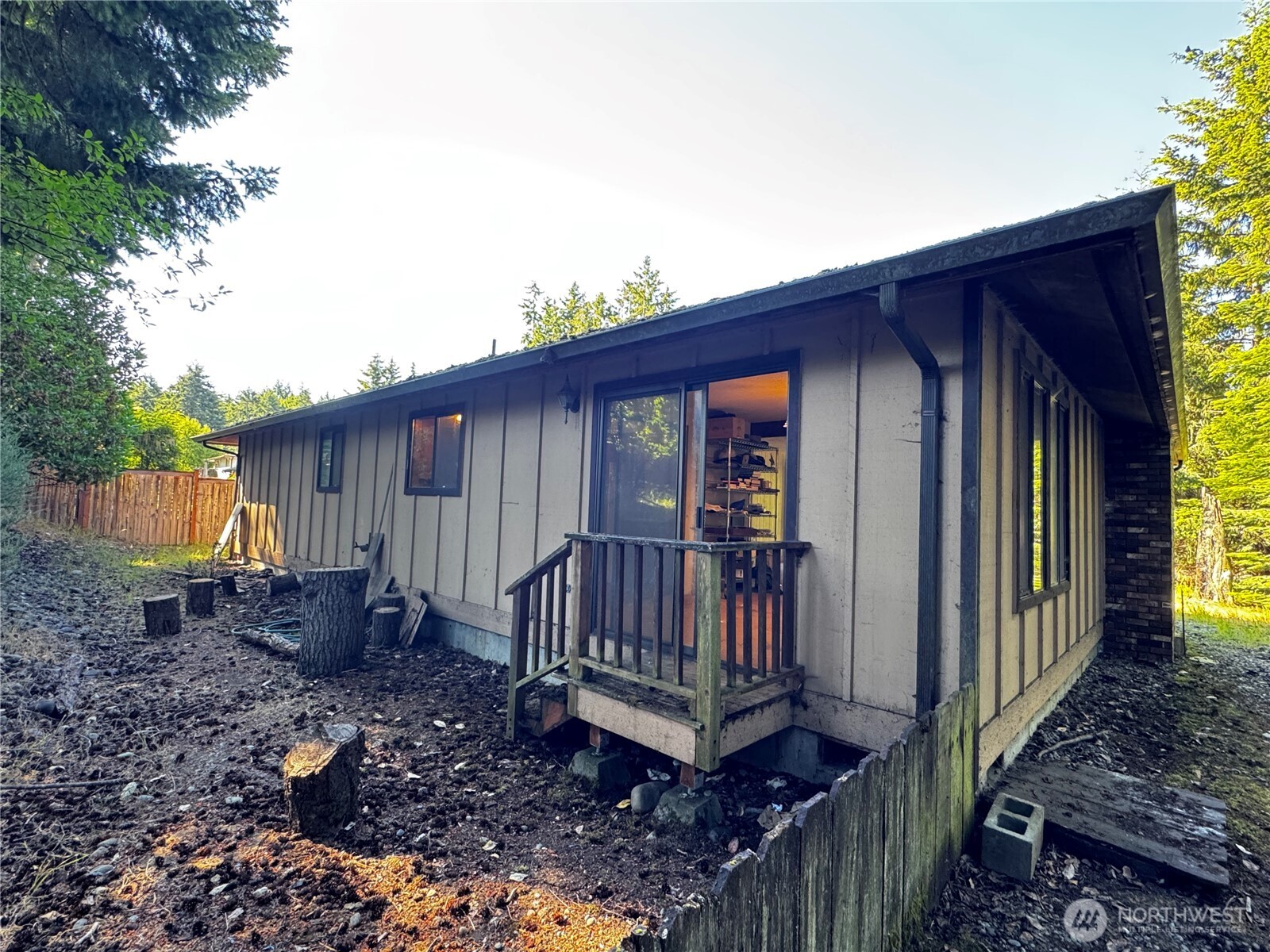 2139 Seabreeze Place Port Angeles, WA 98363 - Photo 22 of 26