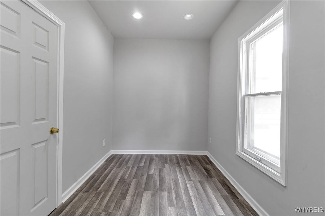 252 James Street Buffalo, NY 14210 - Photo 13 of 38 Lower Unit