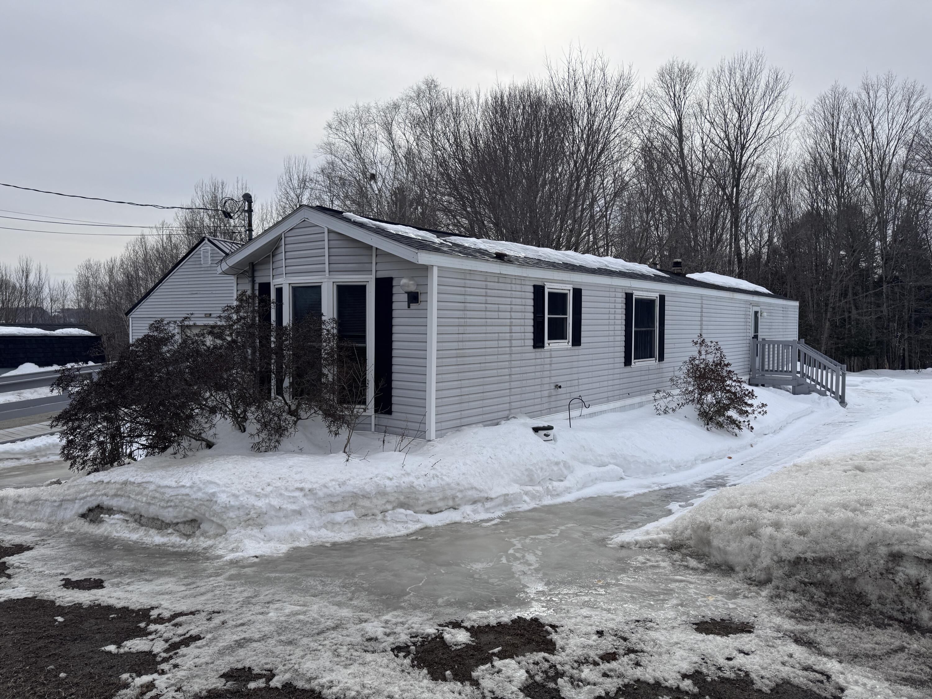150 Galilee Road Farmington, ME 04938 - Photo 3 of 41 IMG_7484