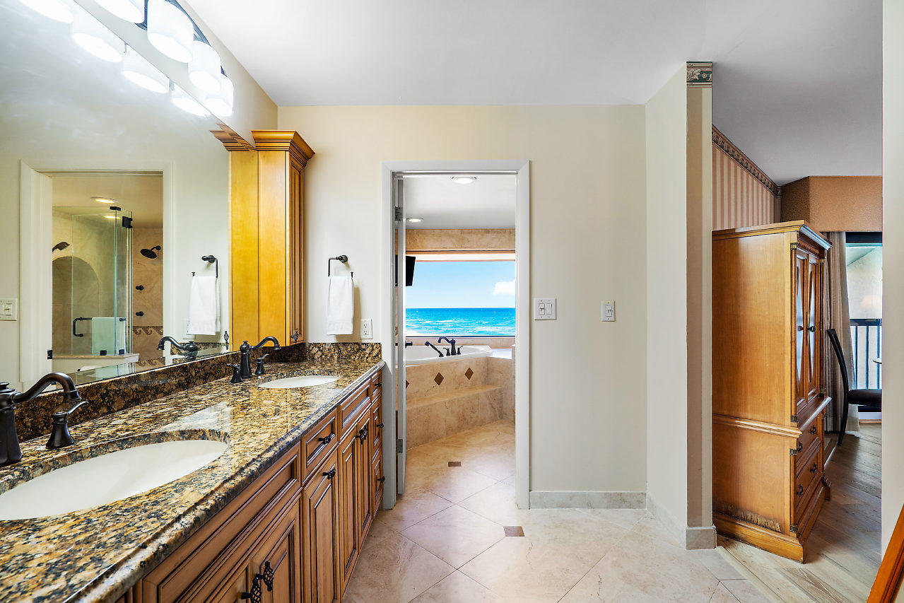 6711 North Ocean Boulevard, Unit 18 Ocean Ridge, FL 33435 - Photo 20 of 34 037-6711NOceanBlvd-OceanRidge-FL-small