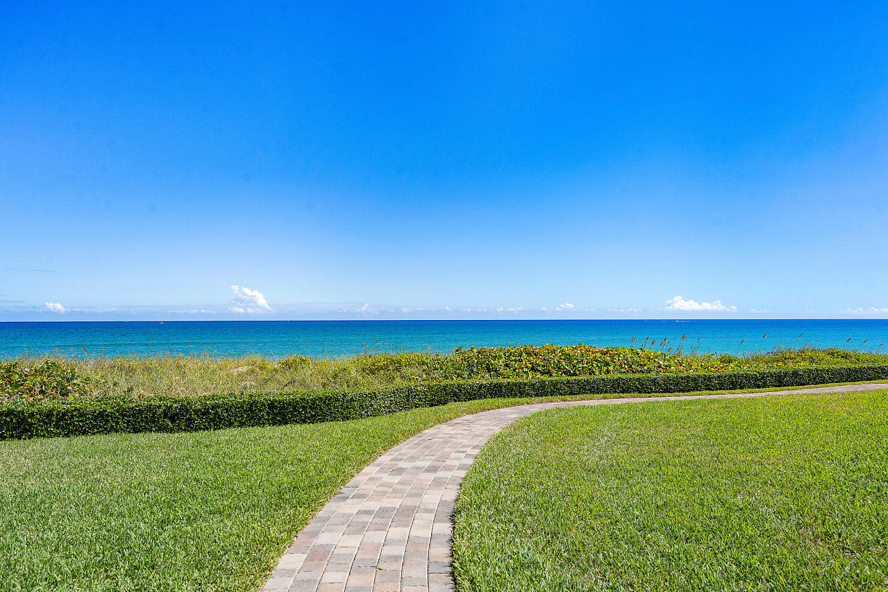 6711 North Ocean Boulevard, Unit 18 Ocean Ridge, FL 33435 - Photo 7 of 34 001-6711NOceanBlvd-OceanRidge-FL-small