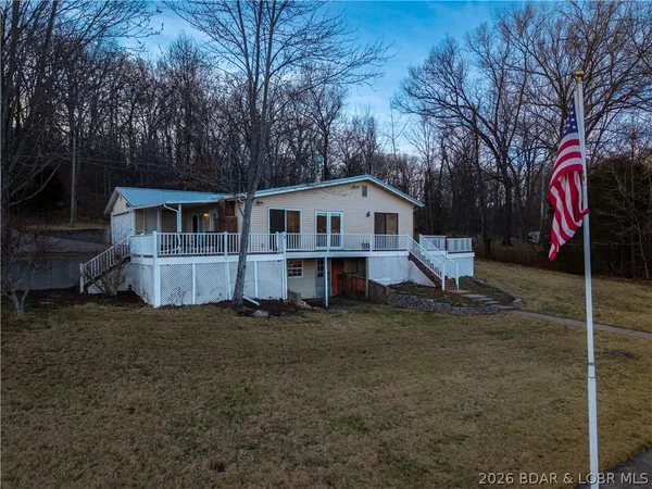 $425,000 | 994 Timber Ridge Road, Sunrise Beach, MO 65079