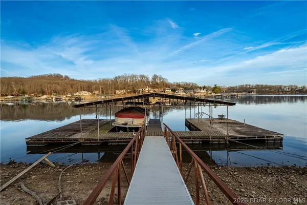 $425,000 | 994 Timber Ridge Road, Sunrise Beach, MO 65079